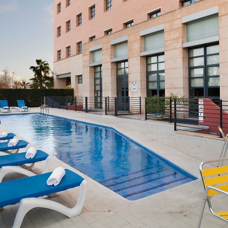 Holiday Inn Express Ciudad De Las Ciencias By Ihg Валенсия Екстериор снимка