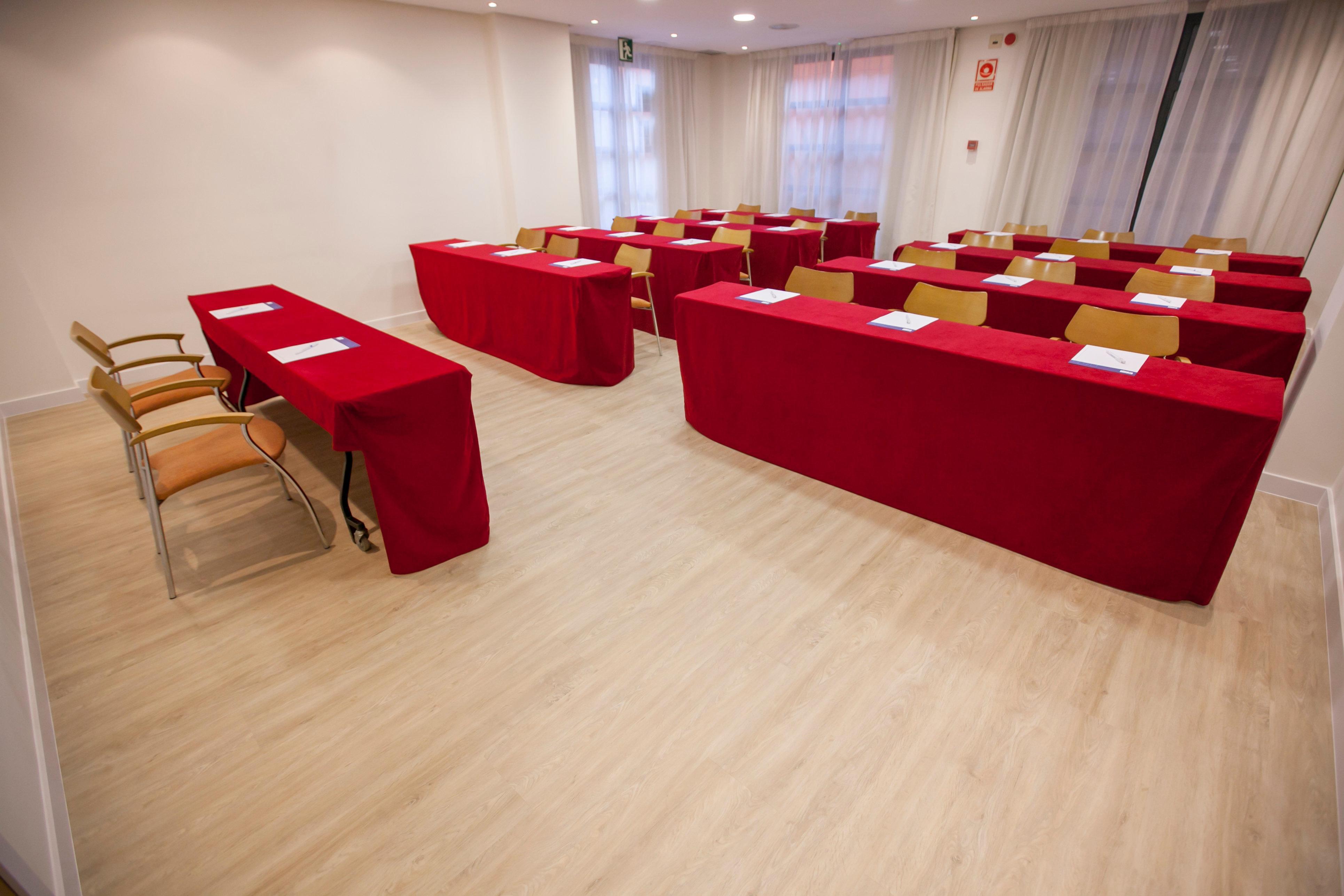 Holiday Inn Express Ciudad De Las Ciencias By Ihg Валенсия Екстериор снимка