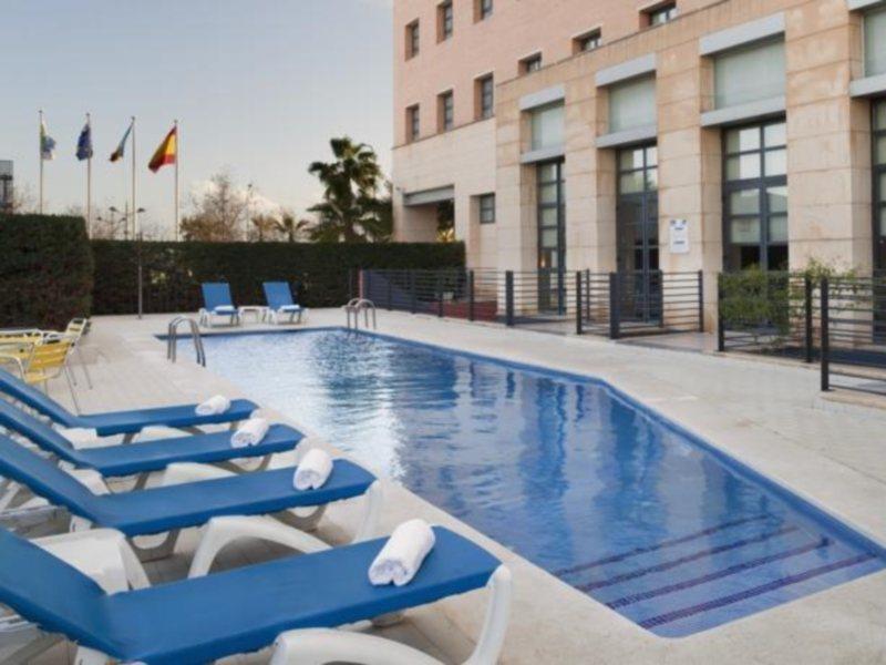Holiday Inn Express Ciudad De Las Ciencias By Ihg Валенсия Екстериор снимка