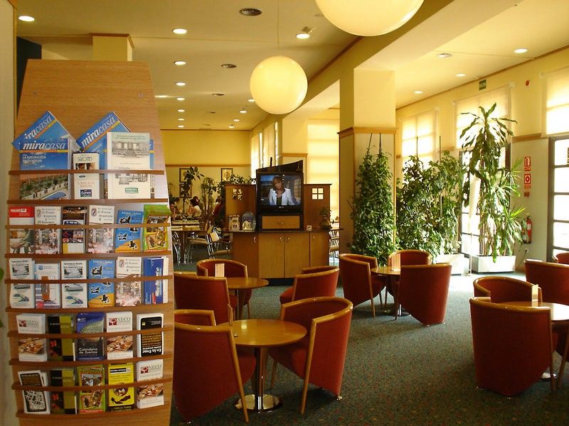 Holiday Inn Express Ciudad De Las Ciencias By Ihg Валенсия Екстериор снимка